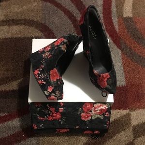 Aldo’s black & red wedge pumps w/ matching clutch